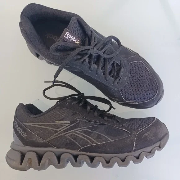 Reebok ZigLite Mens Running Shoes Size 9.5 Black ZigTech V46946 Sneaker - Picture 1 of 11